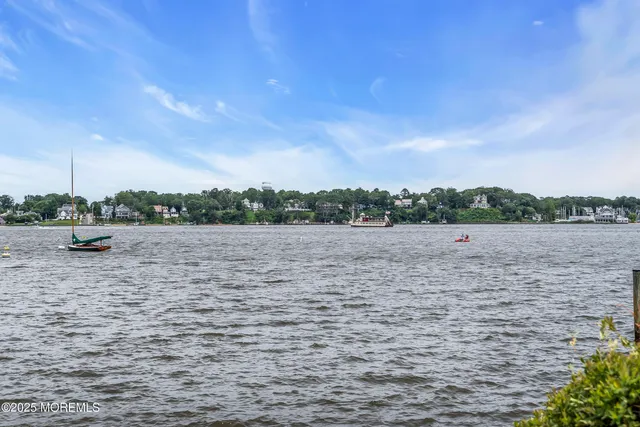 $3,895,000 | 99 Holly Lane, Bayville, NJ 08721