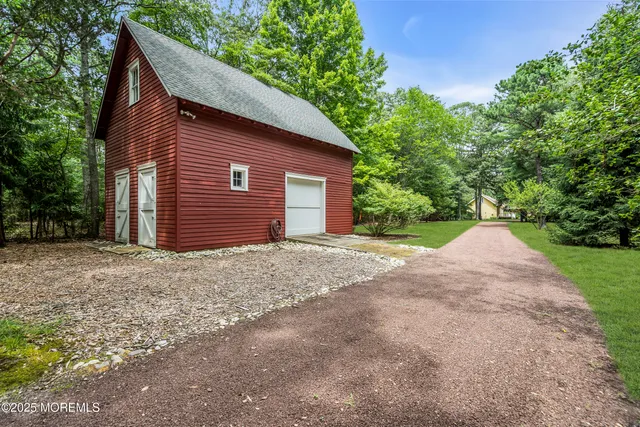 $3,895,000 | 99 Holly Lane, Bayville, NJ 08721