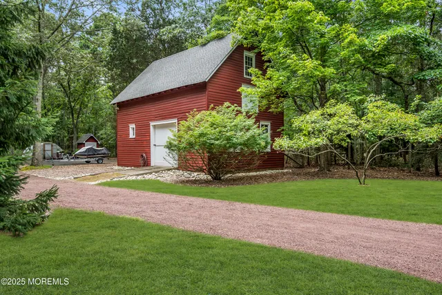 $3,895,000 | 99 Holly Lane, Bayville, NJ 08721