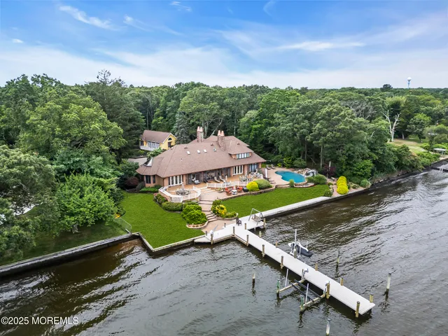 $3,895,000 | 99 Holly Lane, Bayville, NJ 08721