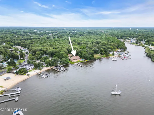 $3,895,000 | 99 Holly Lane, Bayville, NJ 08721