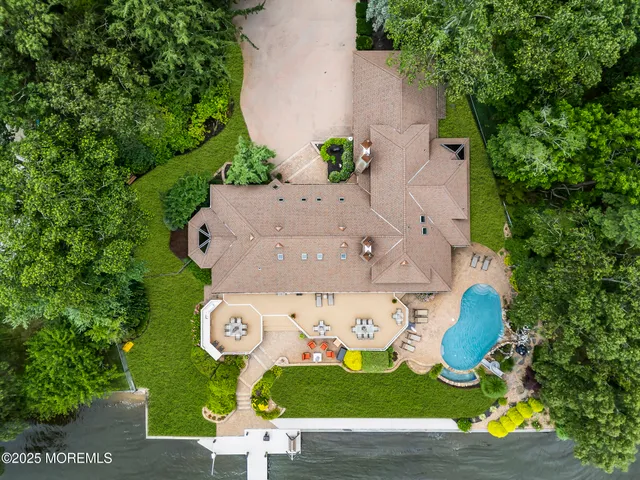 $3,895,000 | 99 Holly Lane, Bayville, NJ 08721
