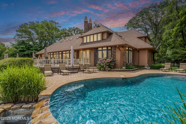 a view of a terrace with seating space