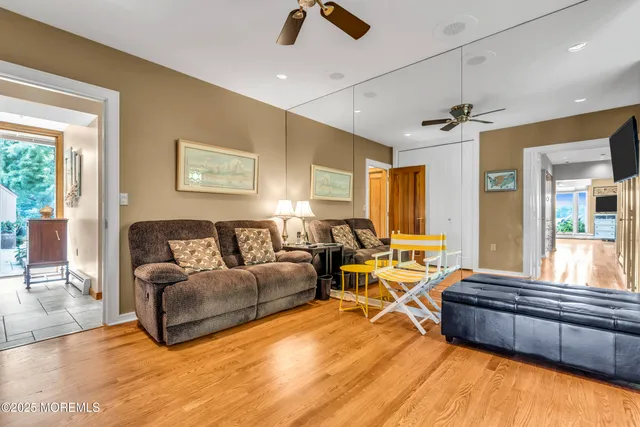 $3,895,000 | 99 Holly Lane, Bayville, NJ 08721