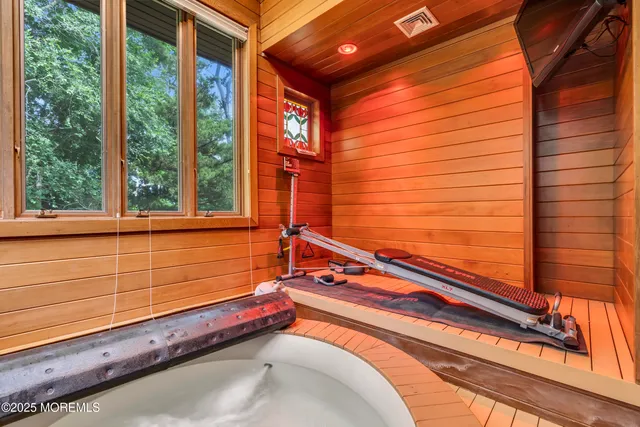 $3,895,000 | 99 Holly Lane, Bayville, NJ 08721