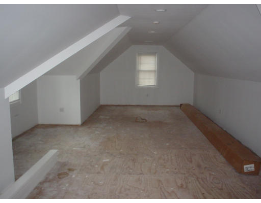 71 Hemlock Ridge Feeding Hills, MA 01030 - Photo 22 of 25 Gallery Image 22