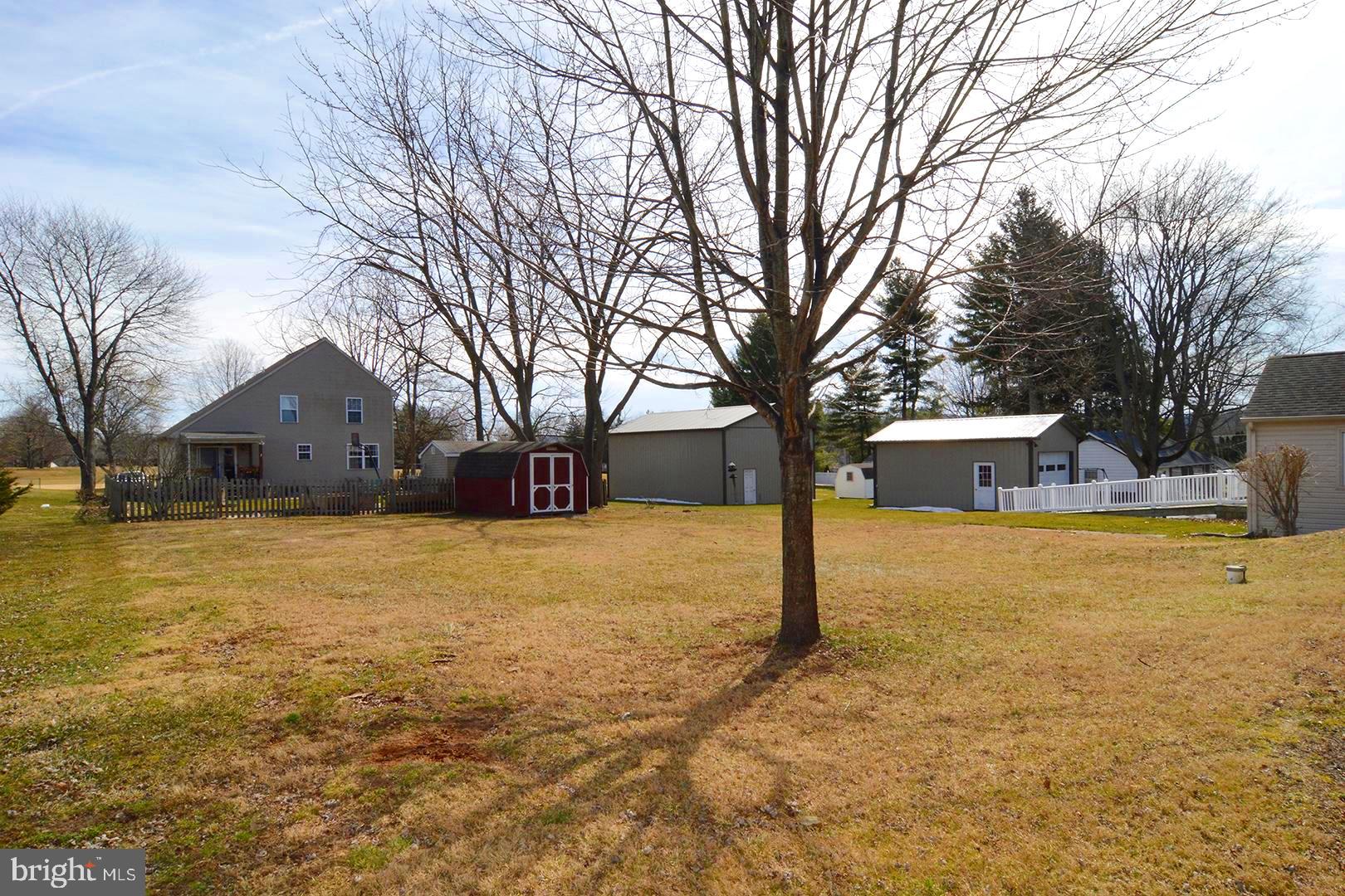 813 Lorane Road Reading, PA 19606 - Photo 19 of 27 Gallery Image 19