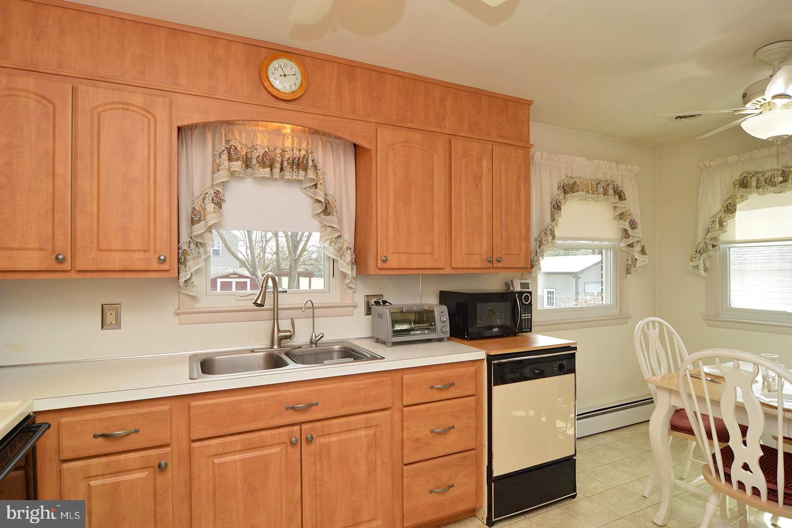 813 Lorane Road Reading, PA 19606 - Photo 9 of 27 Gallery Image 9