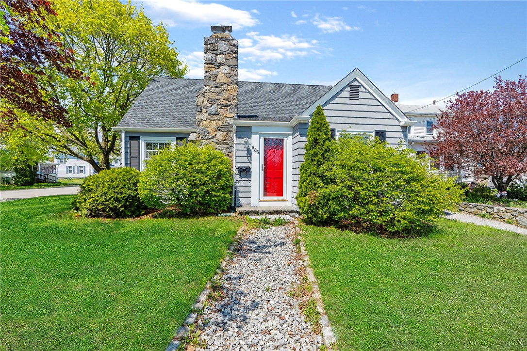 585 Post Road Warwick, RI 02888 - Photo 2 of 33 Gallery Image 2