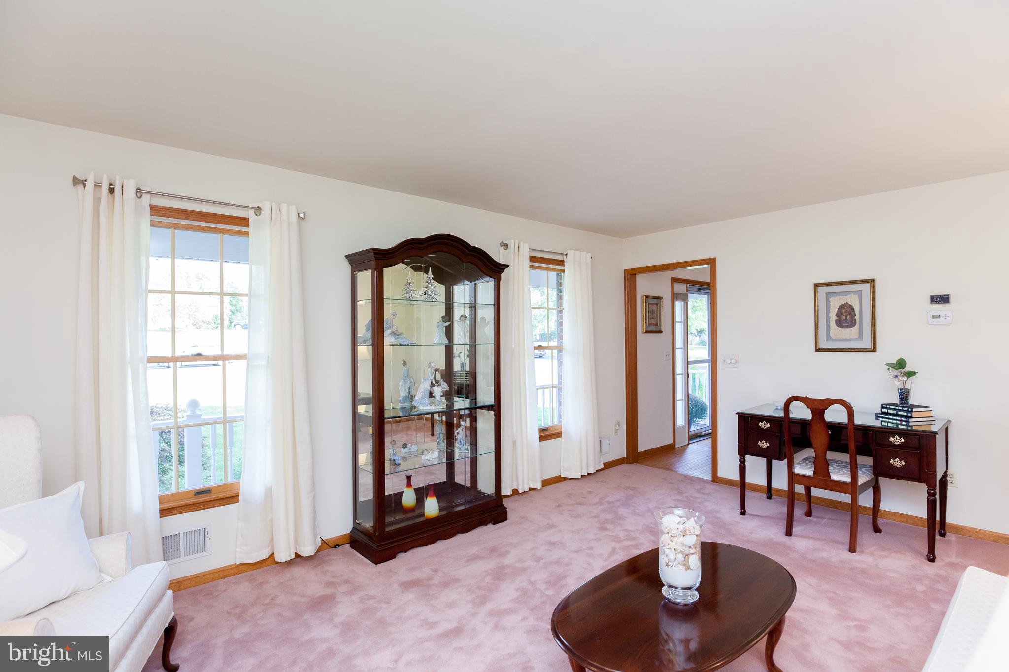 30 Farmhouse Road Milford, NJ 08848 - Photo 18 of 41 Formal Living Room looking toward the Front Door