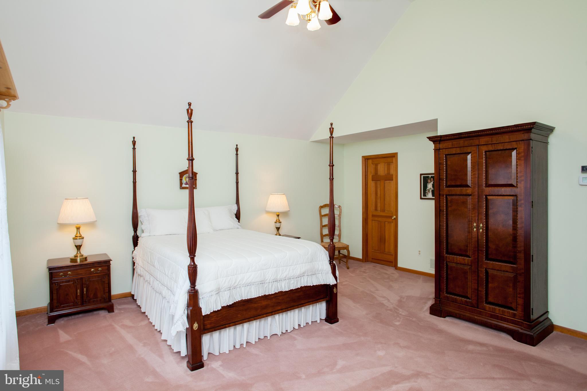 30 Farmhouse Road Milford, NJ 08848 - Photo 21 of 41 Primary Bedroom
