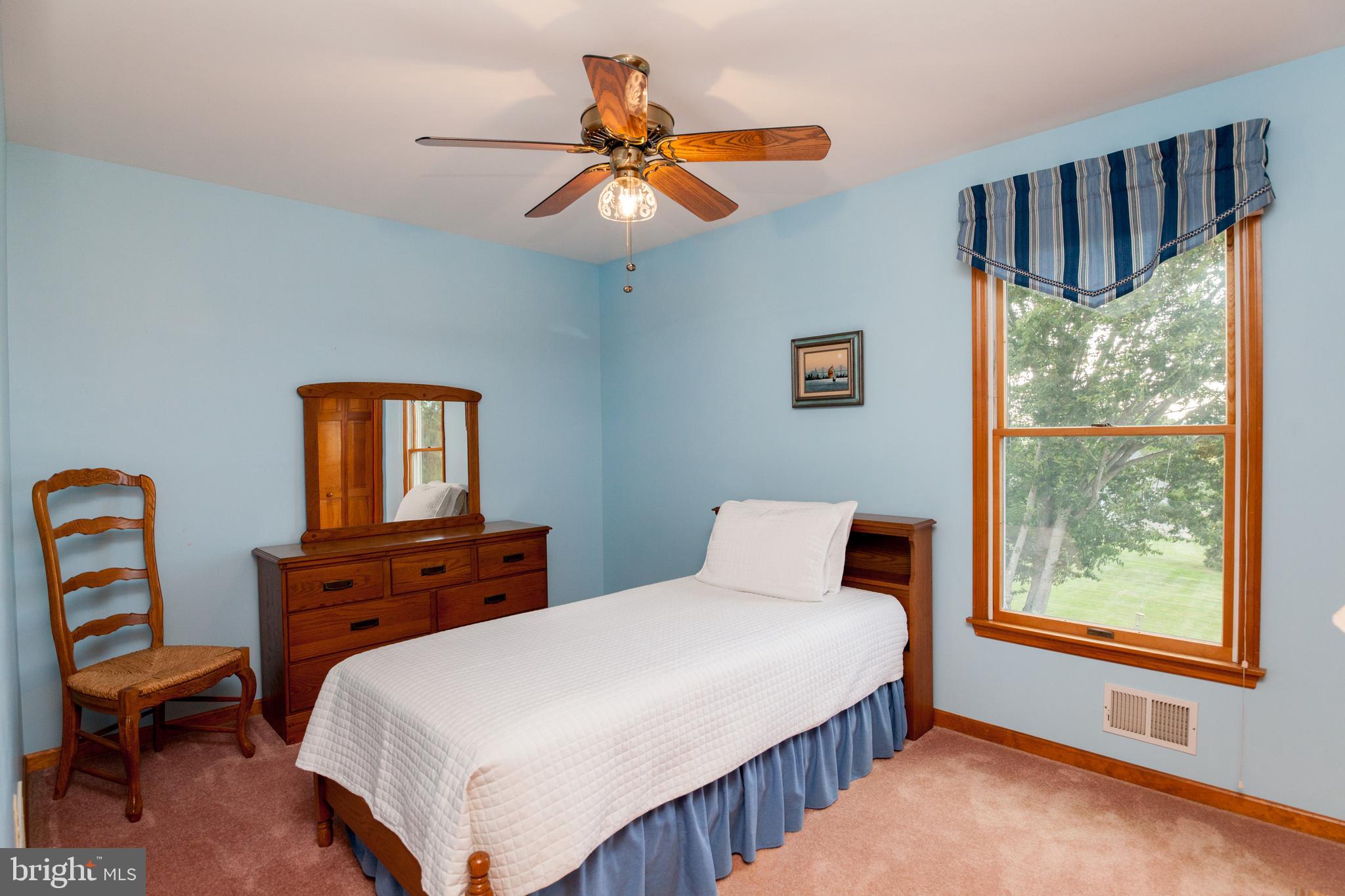 30 Farmhouse Road Milford, NJ 08848 - Photo 27 of 41 Bedroom 4