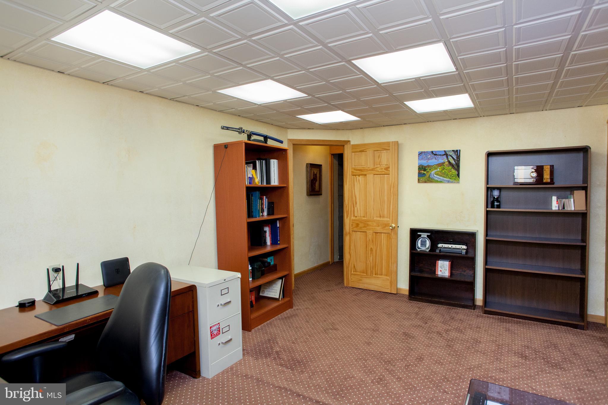 30 Farmhouse Road Milford, NJ 08848 - Photo 31 of 41 Office/Den
