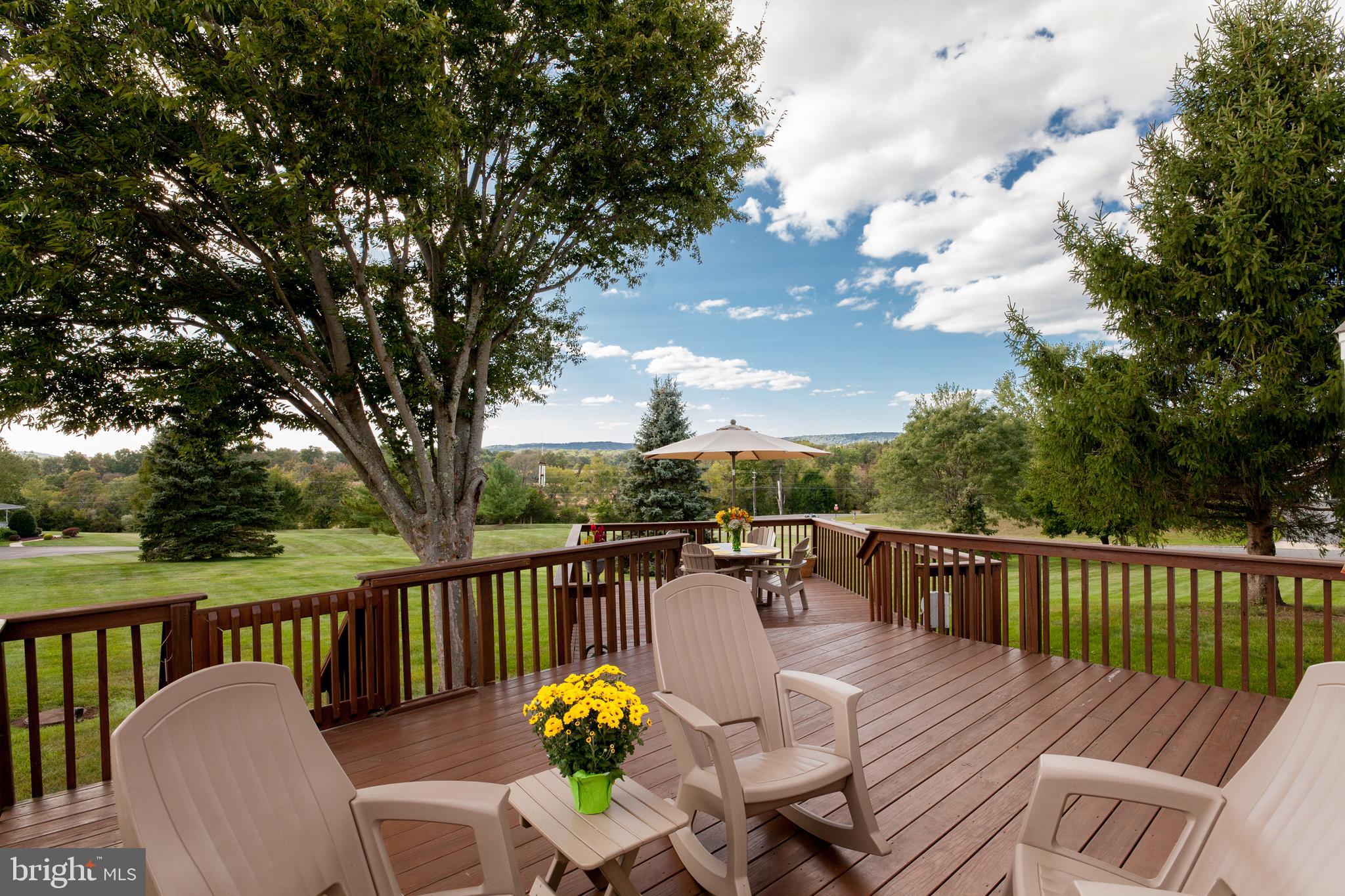 30 Farmhouse Road Milford, NJ 08848 - Photo 33 of 41 Two Tiered Deck