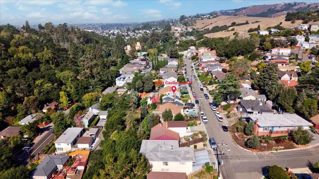 $699,000 | 9401 Castlewood Street, Oakland, CA 94605