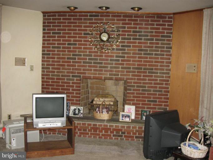 2711 Bel Pre Road Silver Spring, MD 20906 - Photo 6 of 10 Living Room #2