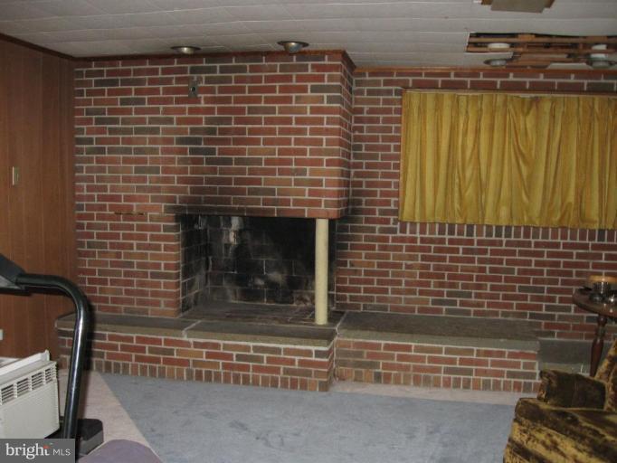2711 Bel Pre Road Silver Spring, MD 20906 - Photo 9 of 10 Family Room