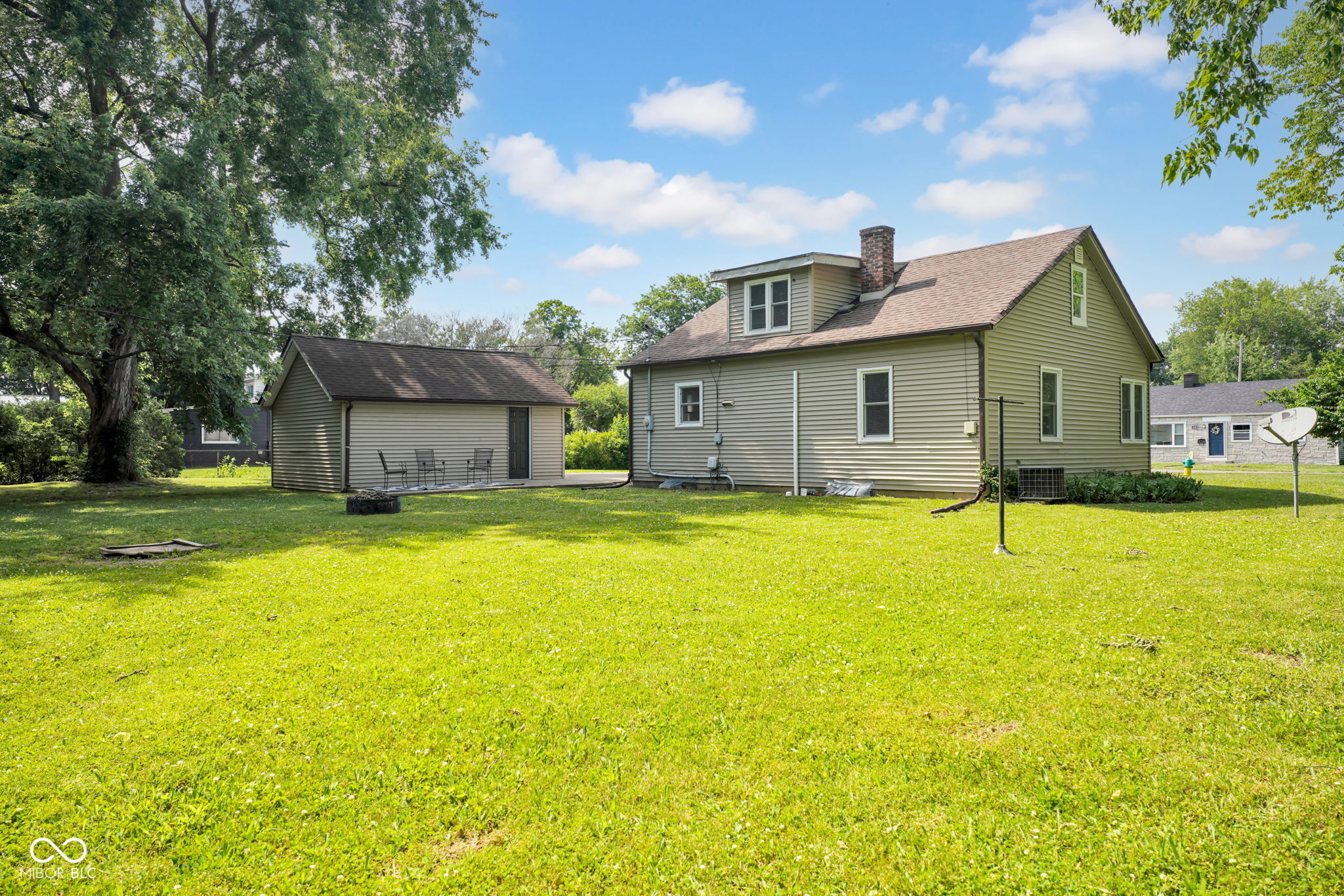 3127 13th Street Columbus, IN 47201 - Photo 28 of 30