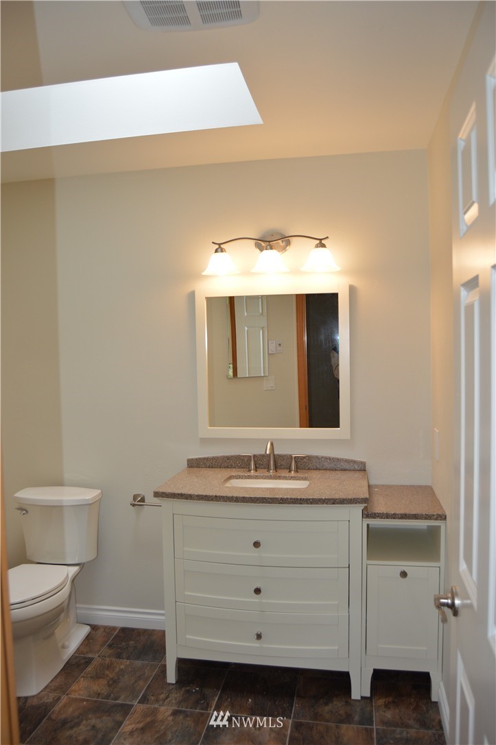 15439 Sandy Hook Road Northeast Poulsbo, WA 98370 - Photo 12 of 21 Gallery Image 12
