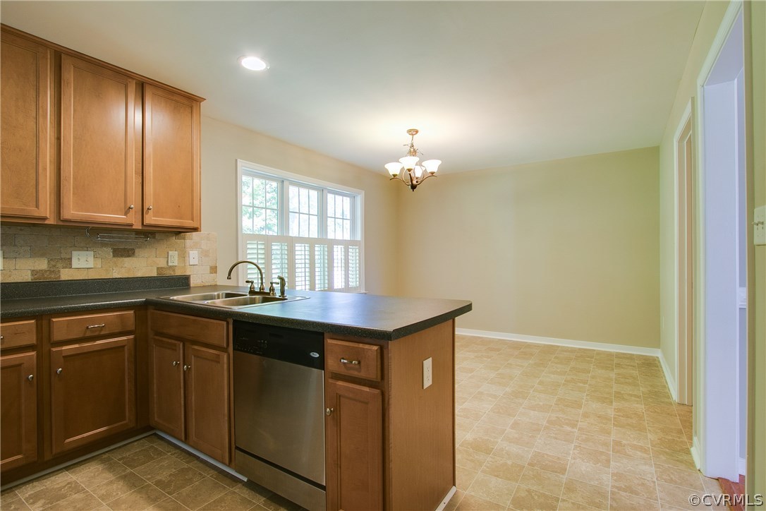 3806 Hazelnut Branch Road Midlothian, VA 23112 - Photo 12 of 38