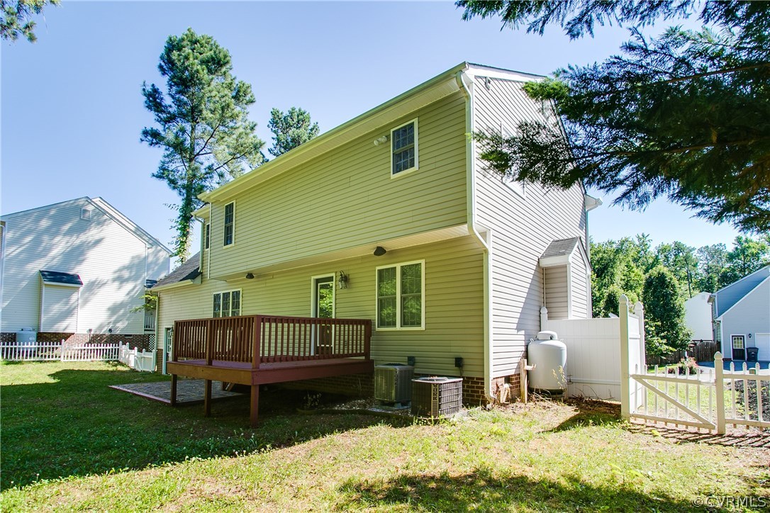 3806 Hazelnut Branch Road Midlothian, VA 23112 - Photo 5 of 38