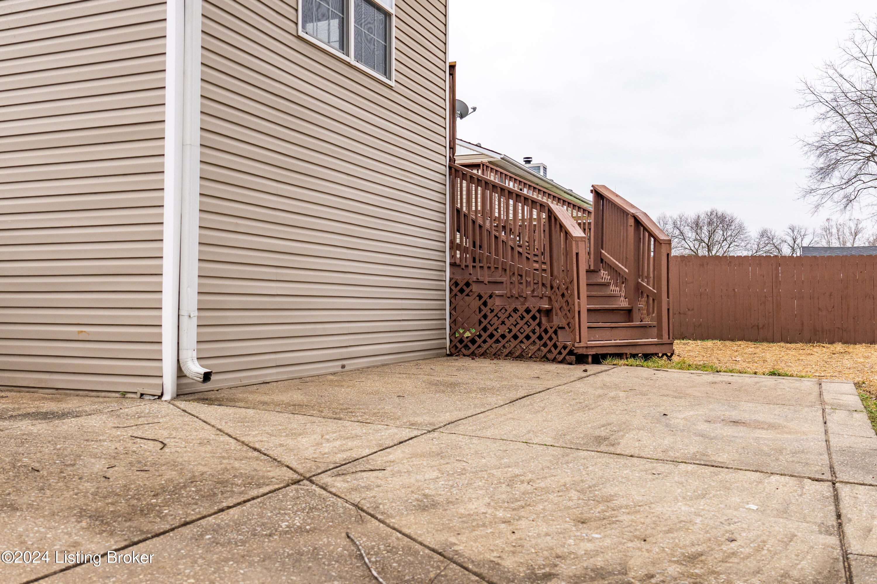 9704 Ranger Road Louisville, KY 40229 - Photo 48 of 63 9704-Ranger-Road_048