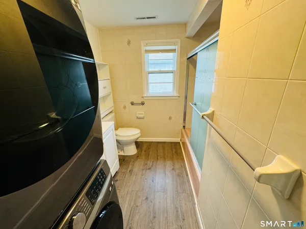 $2,500 | 50 Wood Street, West Haven, CT 06516