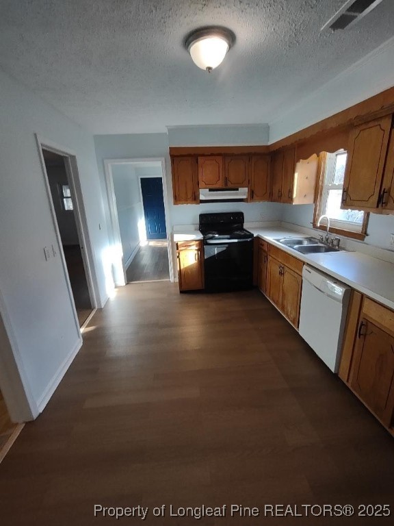 538 North Lake Road Red Springs, NC 28377 - Photo 6 of 10 a kitchen with stainless steel appliances granite countertop a sink dishwasher stove and refrigerator