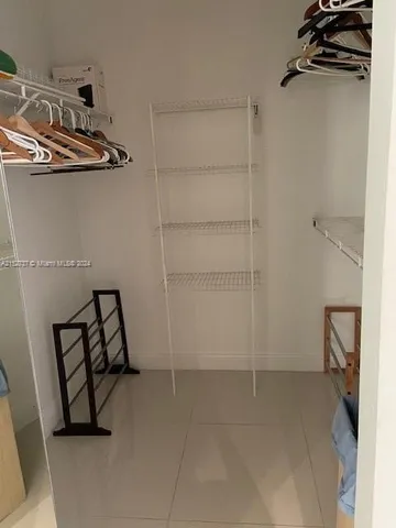 $4,800 | 19877 East Country Club Drive, Unit 3108, Aventura, FL 33180