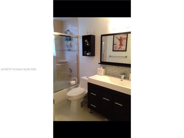 $4,800 | 19877 East Country Club Drive, Unit 3108, Aventura, FL 33180
