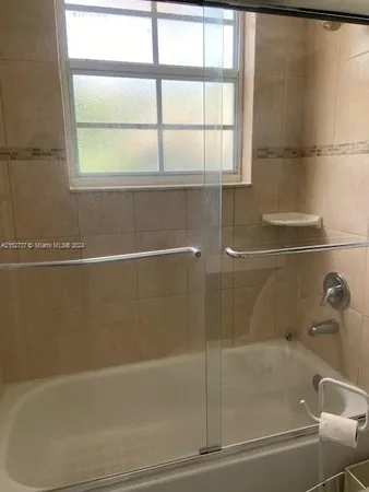 $4,800 | 19877 East Country Club Drive, Unit 3108, Aventura, FL 33180