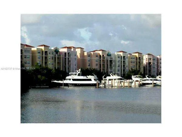 $4,800 | 19877 East Country Club Drive, Unit 3108, Aventura, FL 33180