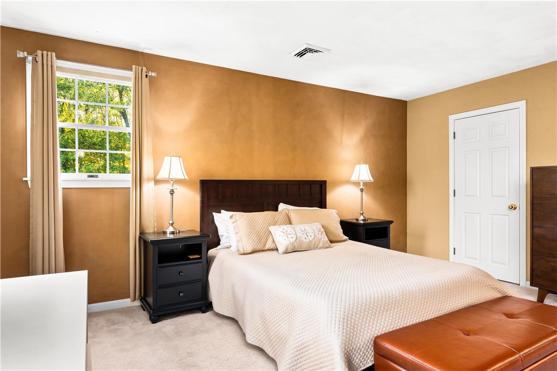 245 Hardig Road Warwick, RI 02886 - Photo 20 of 32 Gallery Image 20