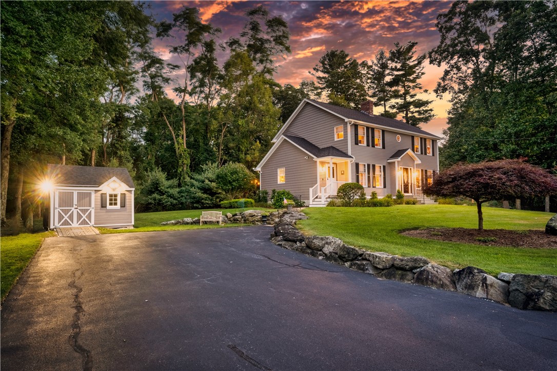 245 Hardig Road Warwick, RI 02886 - Photo 2 of 32 Gallery Image 2