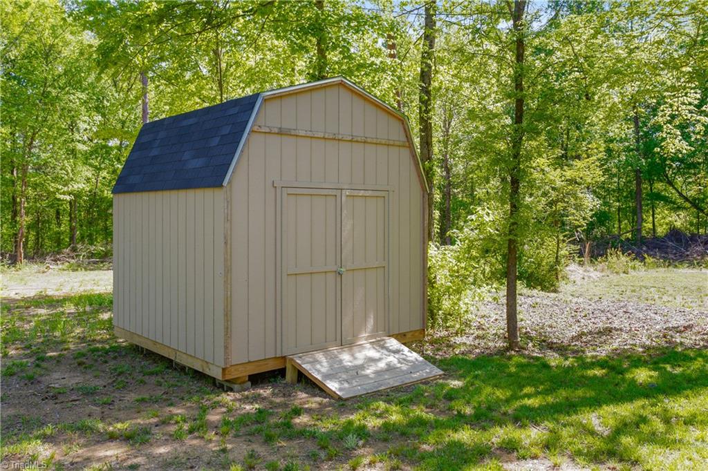 1470 Townbranch Road Graham, NC 27253 - Photo 37 of 38 Gallery Image 37