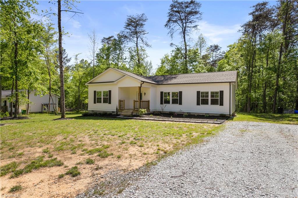 1470 Townbranch Road Graham, NC 27253 - Photo 6 of 38 Gallery Image 6