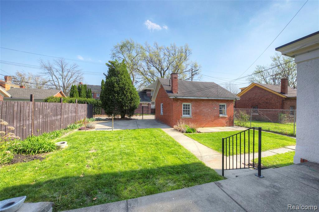 121 Longfellow Street Detroit, MI 48202 - Photo 82 of 87