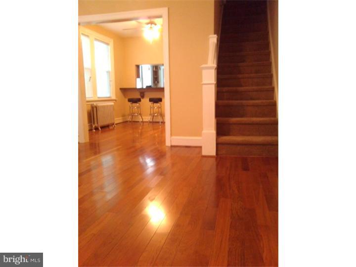 7404 Rising Sun Avenue Philadelphia, PA 19111 - Photo 2 of 15 Living Room