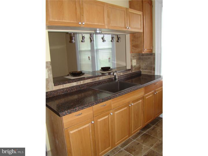 7404 Rising Sun Avenue Philadelphia, PA 19111 - Photo 5 of 15 Kitchen