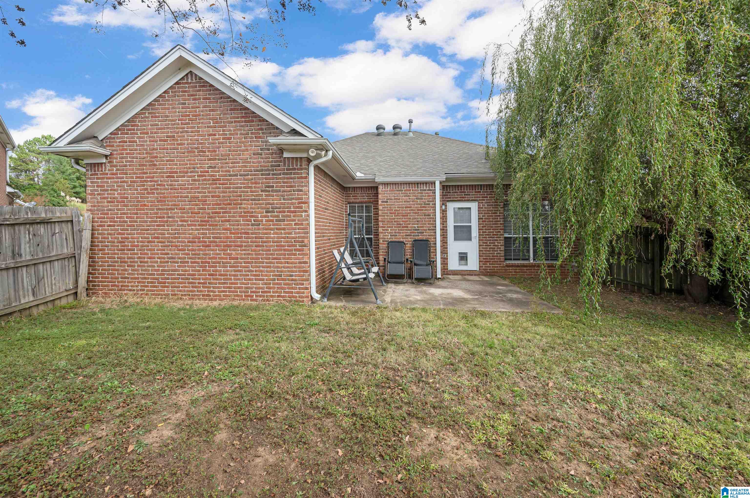 527 Enclave Circle Fultondale, AL 35068 - Photo 31 of 43
