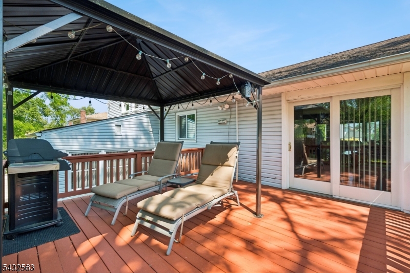 112 Pitt Road Springfield, NJ 07081 - Photo 20 of 26
