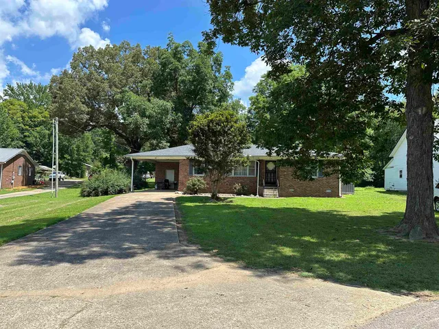 $265,000 | 47735 69th Highway, Saltillo, TN 38370