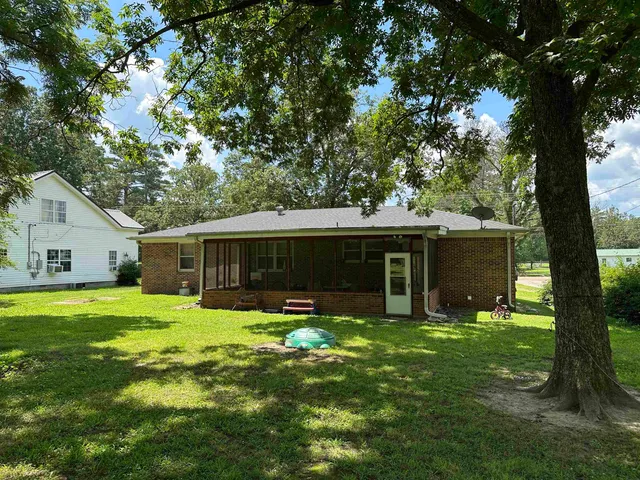 $265,000 | 47735 69th Highway, Saltillo, TN 38370