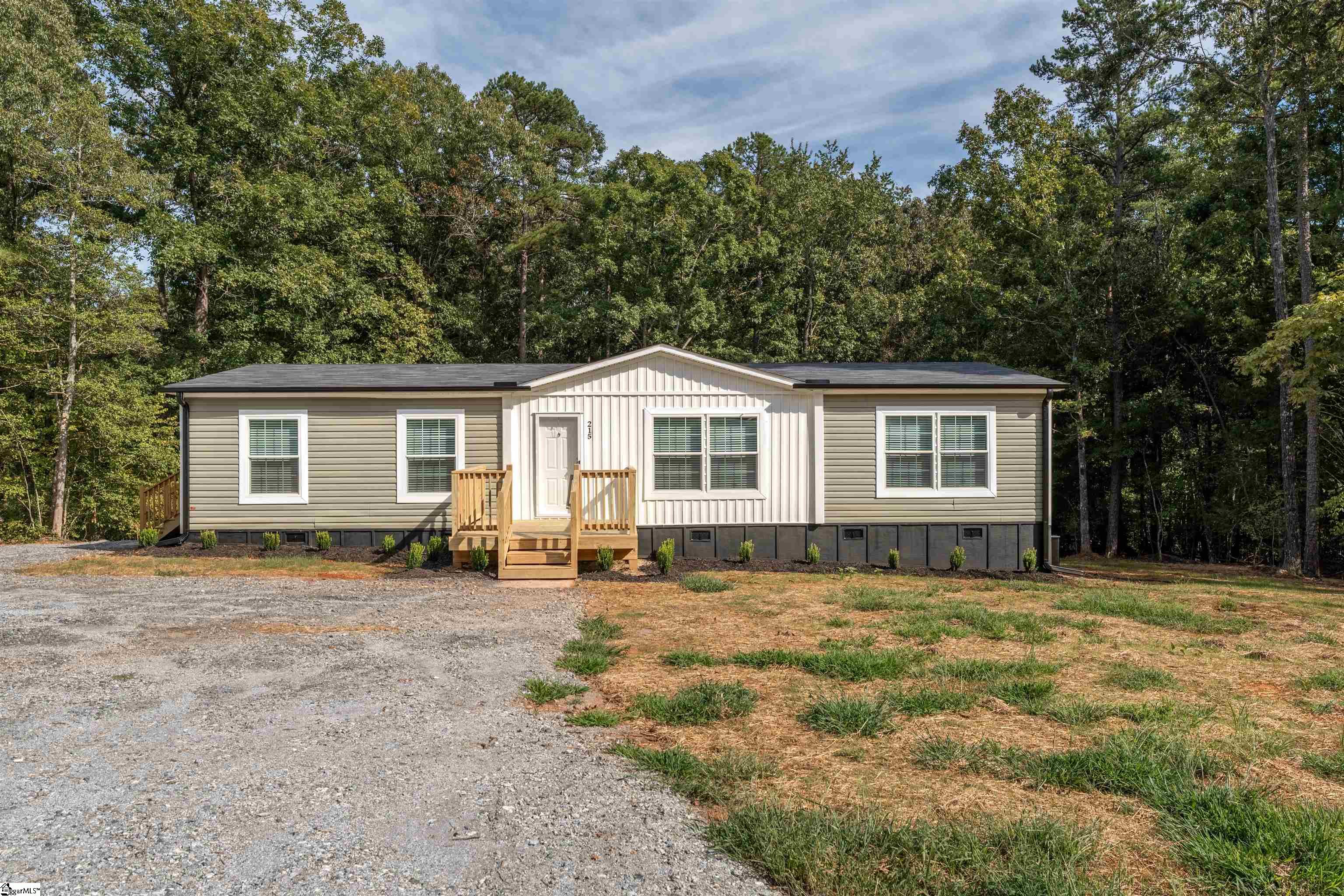 215 Ballard Road Honea Path, SC 29654 - Photo 2 of 26 Gallery Image 2