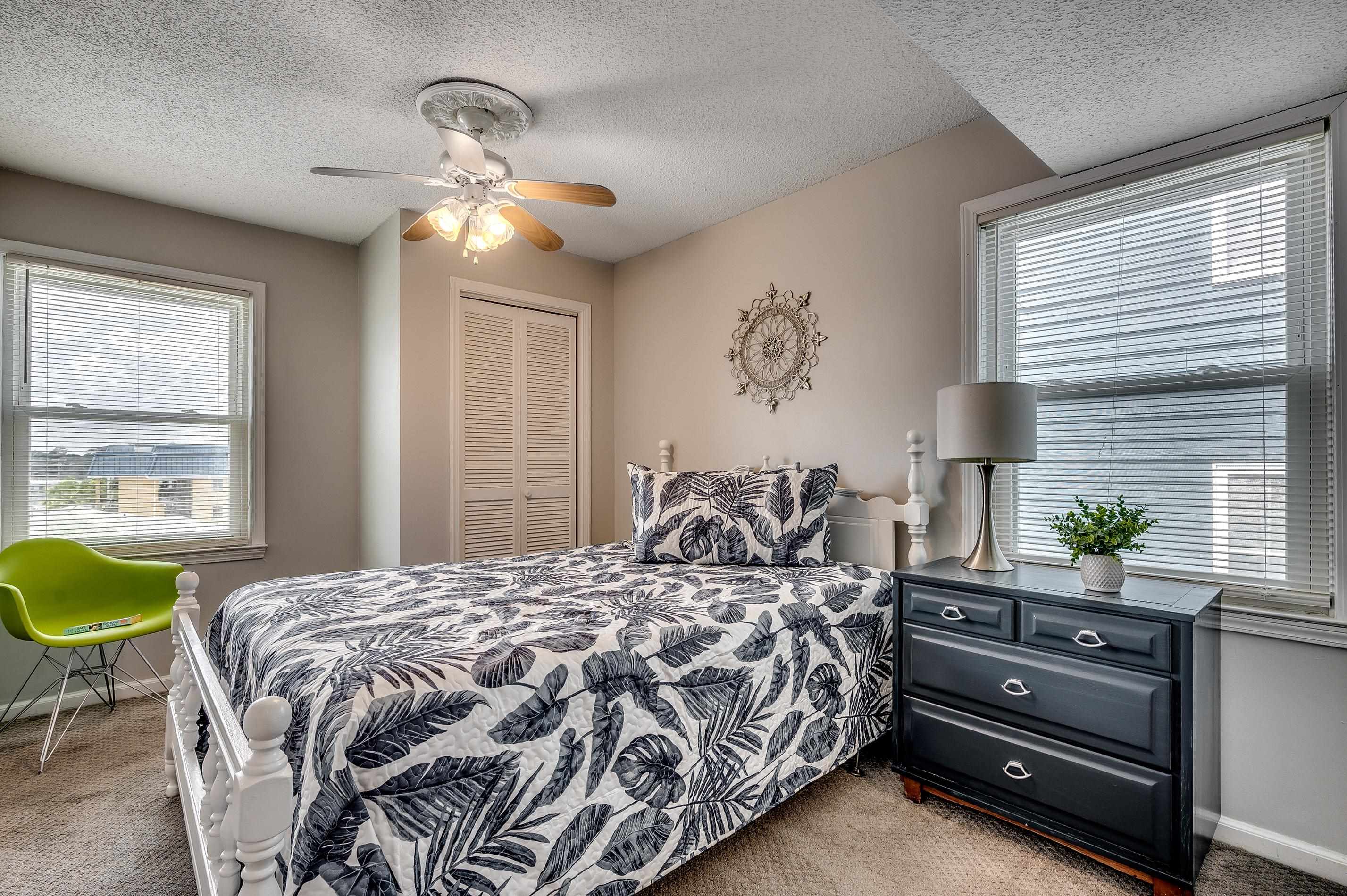 400 North Waccamaw Drive, Unit 304 Murrells Inlet, SC 29576 - Photo 5 of 38