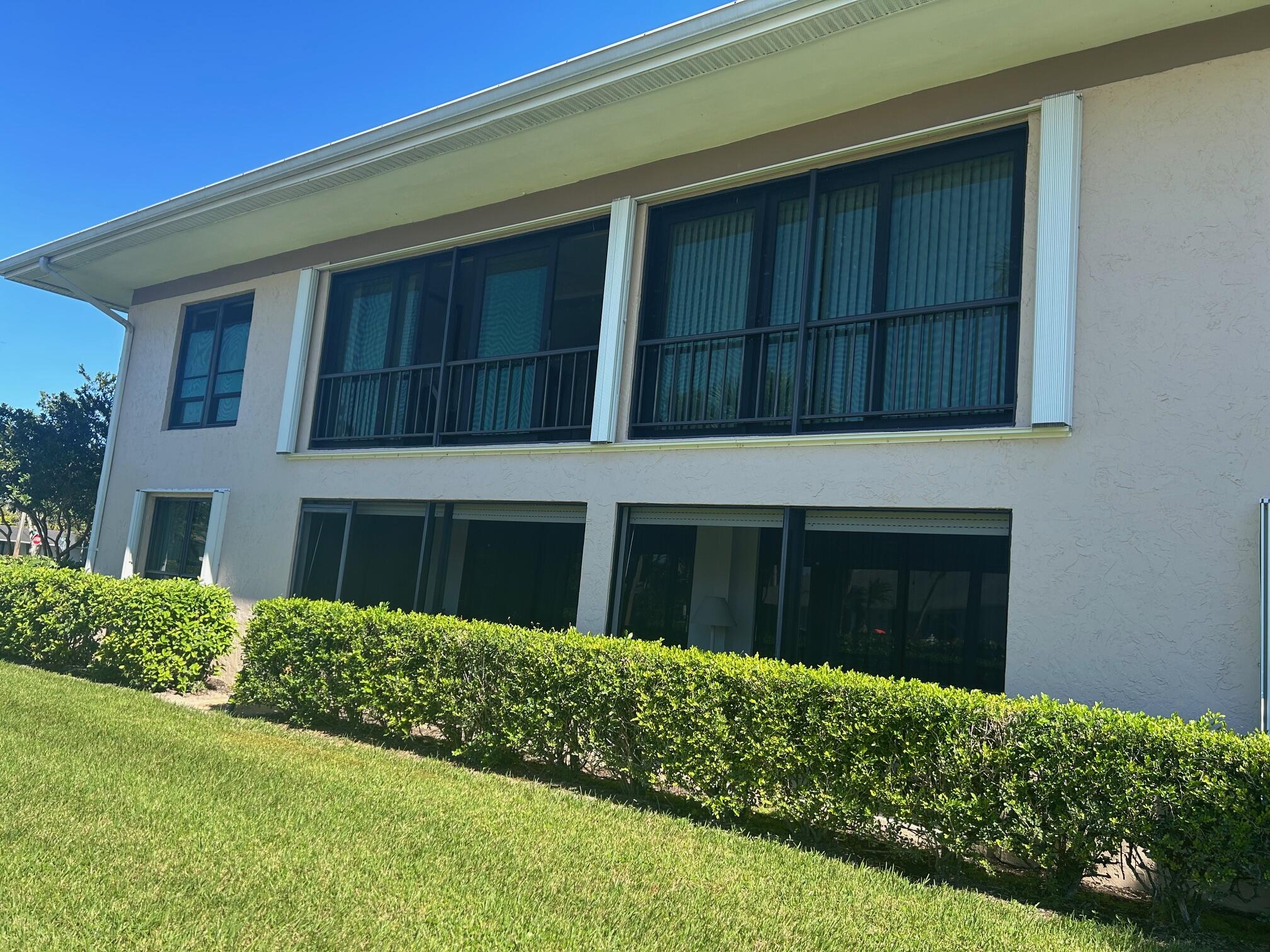 1 Southeast Turtle Creek Drive, Unit B Jupiter, FL 33469 - Photo 27 of 31