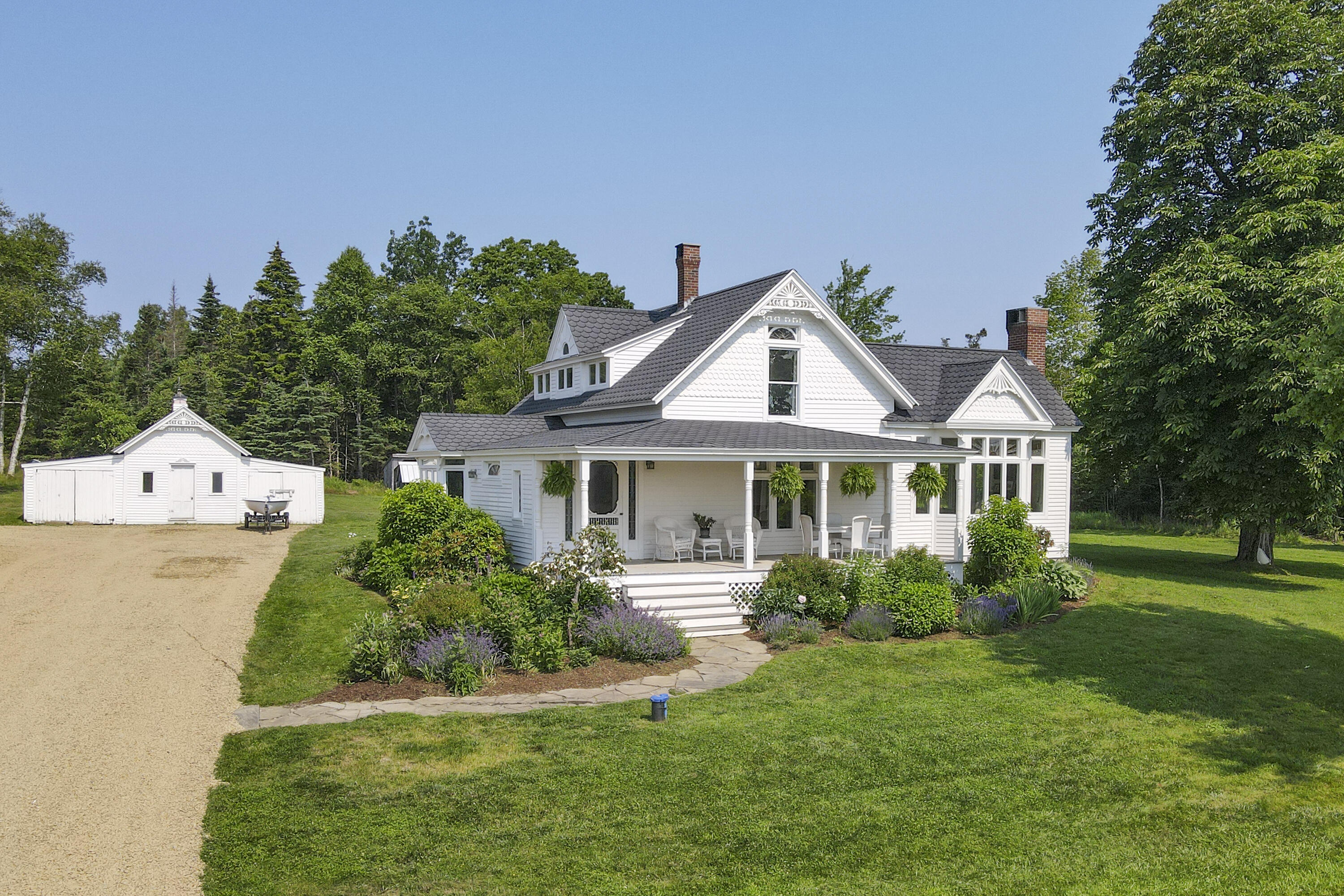 938 Main Road Islesboro, ME 04848 - Photo 2 of 35