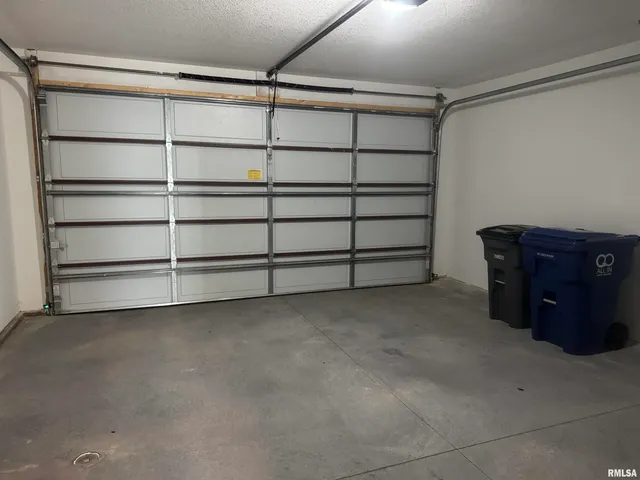 $2,500 | 5888 Butterfield Court, Bettendorf, IA 52722