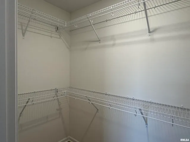 $2,500 | 5888 Butterfield Court, Bettendorf, IA 52722