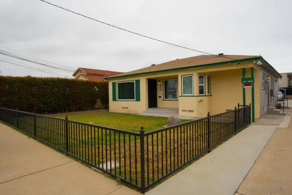 $2,695 | 170 Garrett Avenue, Chula Vista, CA 91910
